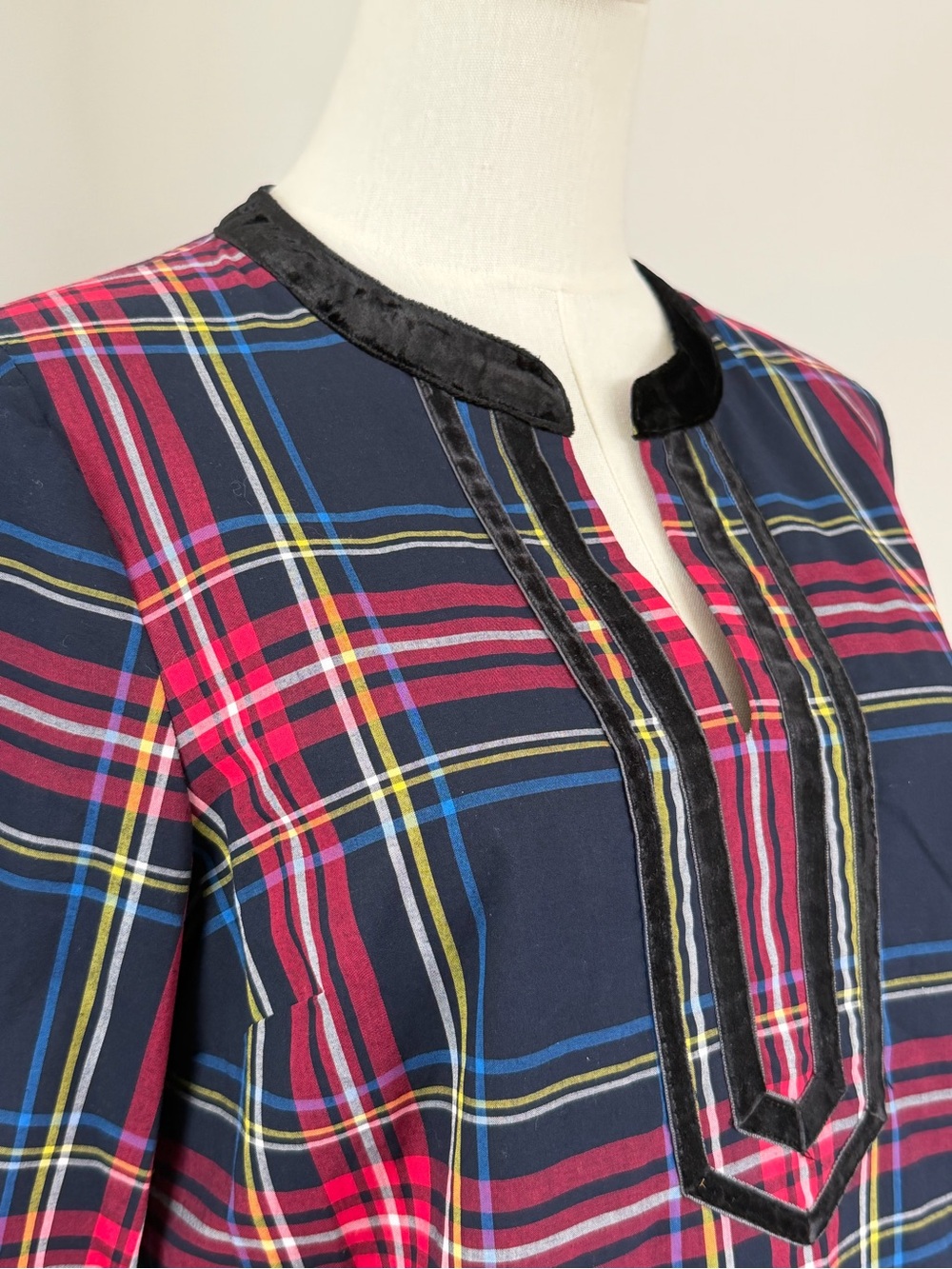 Talbots Cabin Plaid Split Neck Tunic Velvet Trim Cotton Top Small - Picture 8 of 15